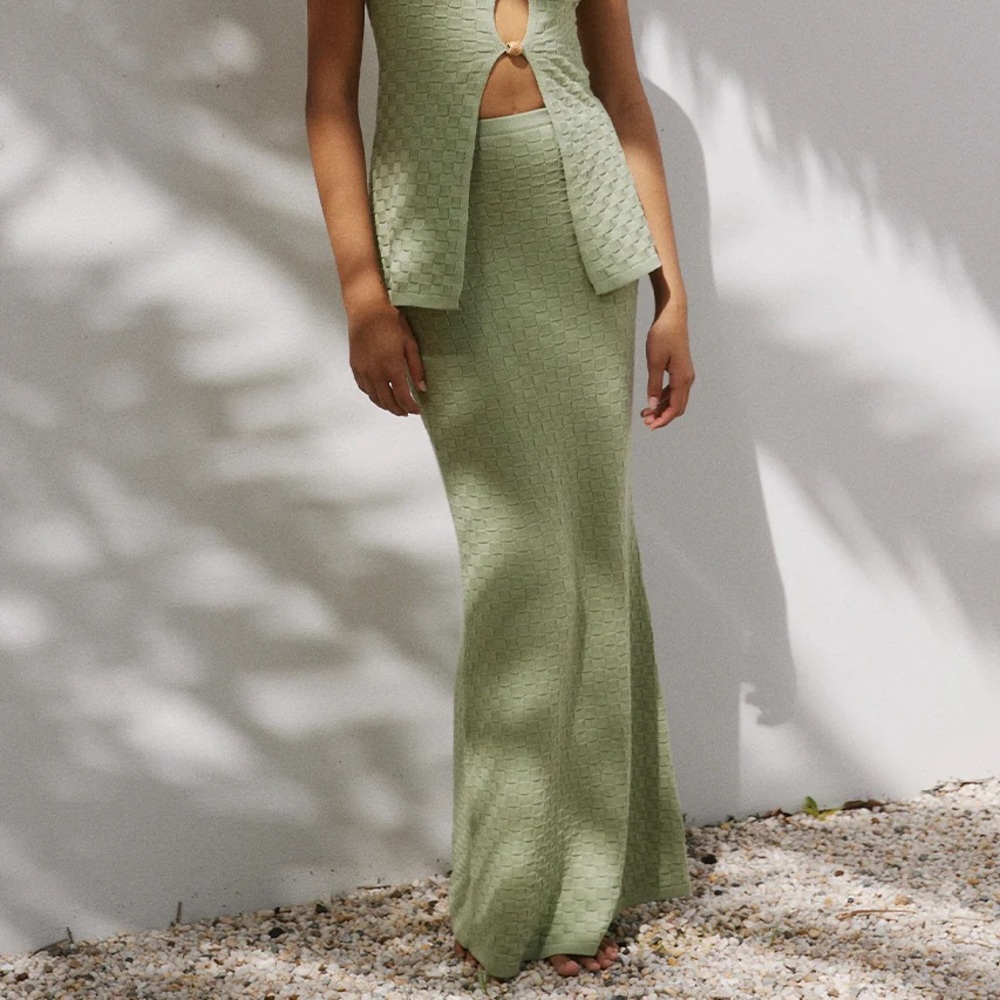 NWT RUNAWAY THE LABEL GREEN SKIRT